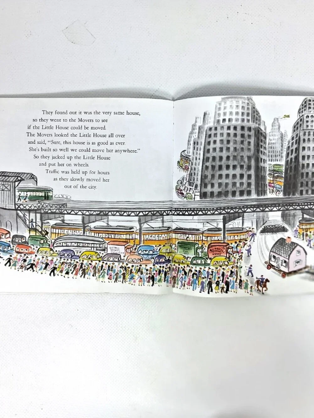 The Little House by Virginia Lee Burton, Children's Book, Kids